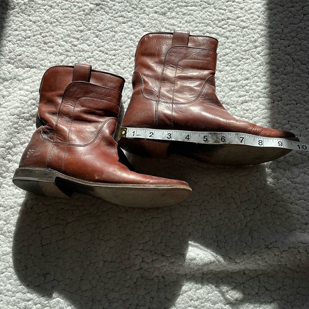 Frye ankle boots 6.5